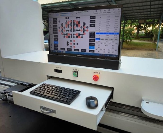 Автоматический сверлильно-присадочный станок с ЧПУ WoodTec HBM 611K A