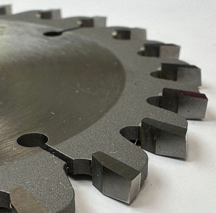 Подрезная коническая пила WoodTec для форматно-раскроечных станков Ø100 х 22 х 3,1-4,3 Z = 24 KON