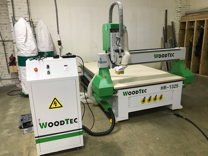 Фрезерно-гравировальный станок с ЧПУ WoodTec HR 1325