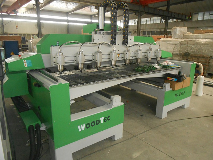 Фрезерно-гравировальный станок с ЧПУ WoodTec T-2512x8