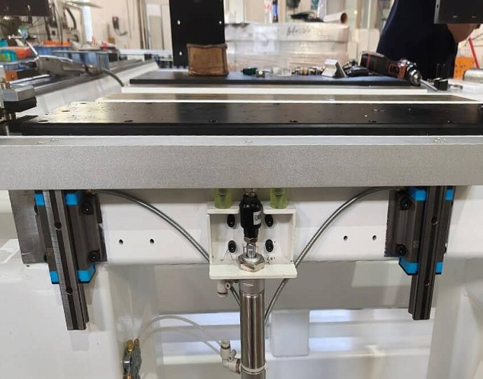 Автоматический сверлильно-присадочный станок с ЧПУ WoodTec HBM 611K C