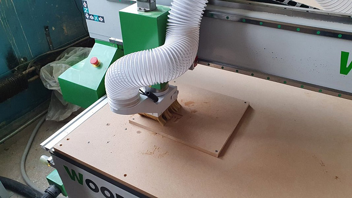 Фрезерно-гравировальный станок с ЧПУ WoodTec H 1325L